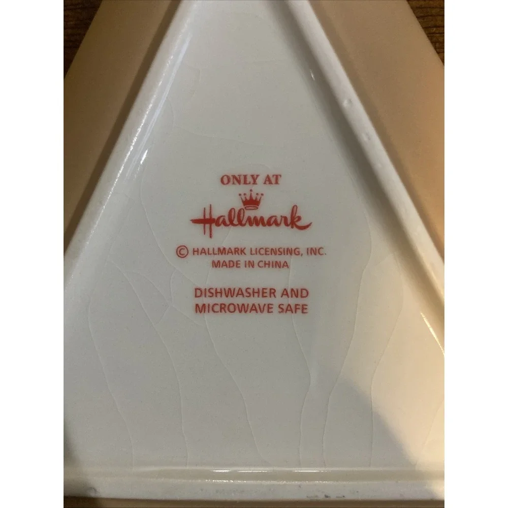 Hallmark Christmas Tree serving Plate Merry‎ Christmas to all!